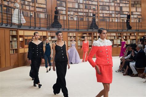 chanel couture pool christian|what happened to chanel.